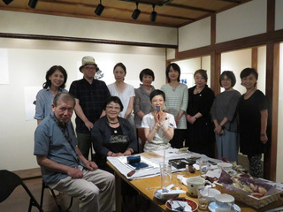 ライブ彫りとお茶会.jpg