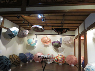 着物日傘展.jpg